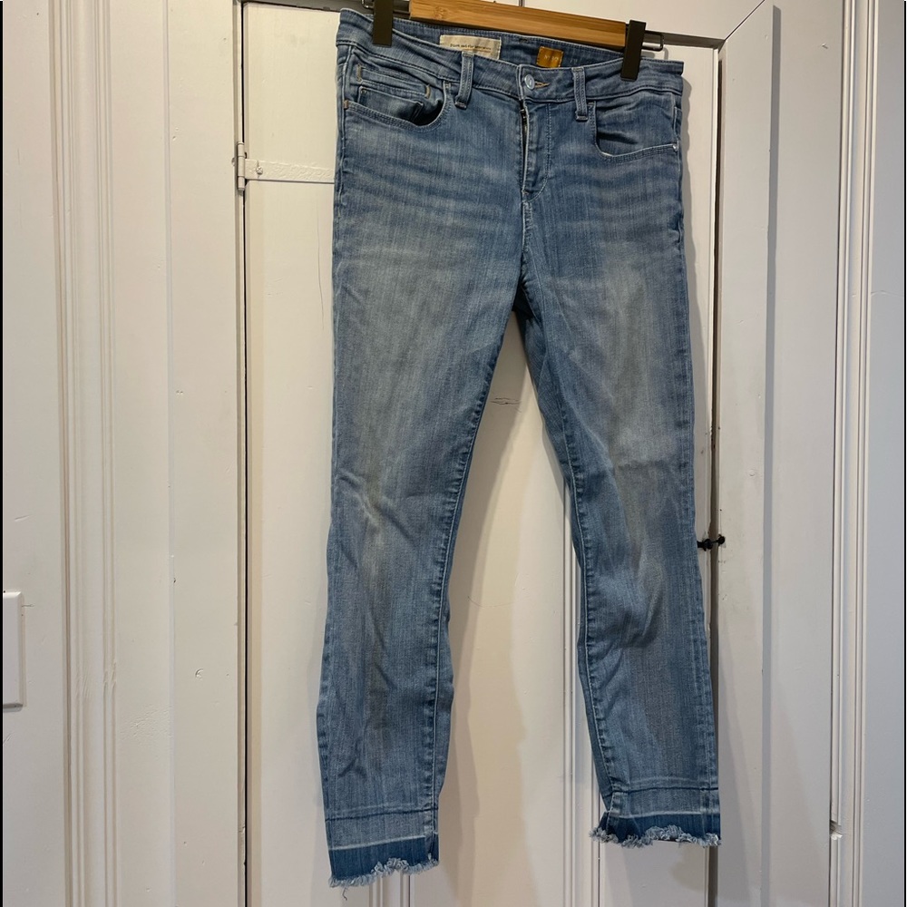 Light wash cropped jeans
